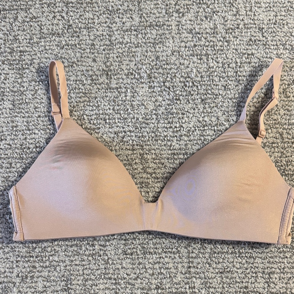 SKIMS Soft Tan Bra